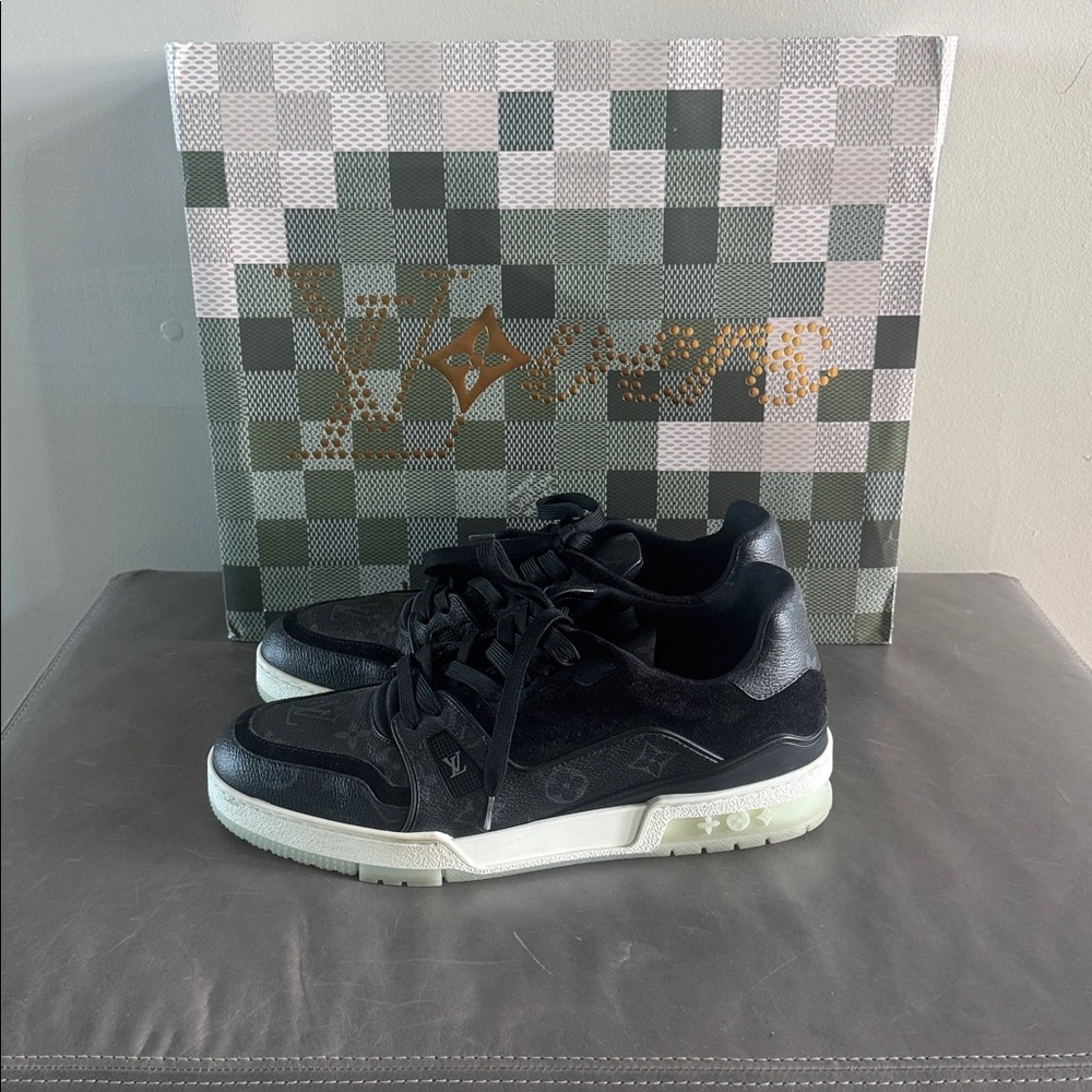 Louis Vuitton Canvas & Suede Men's Sneakers - Picture 3 of 8